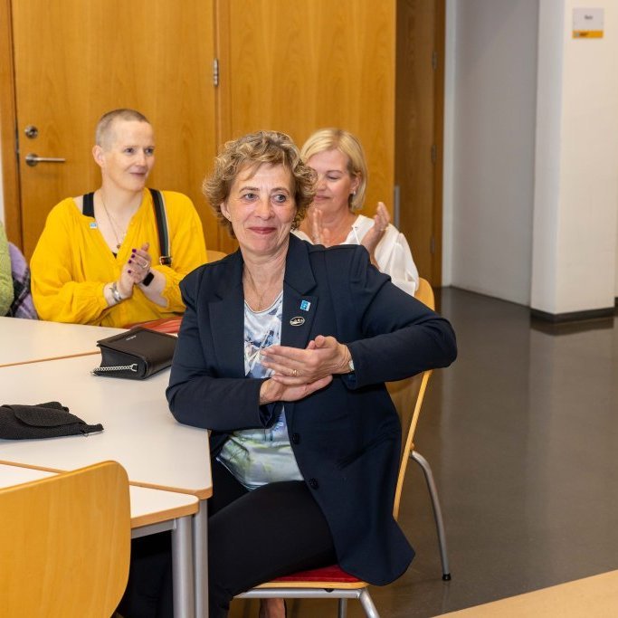 0t1a2093
