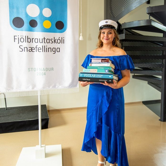 Dúx skólans Sara Rós Hulda Róbertsdóttir | Fjölbrautaskóli Snæfellinga