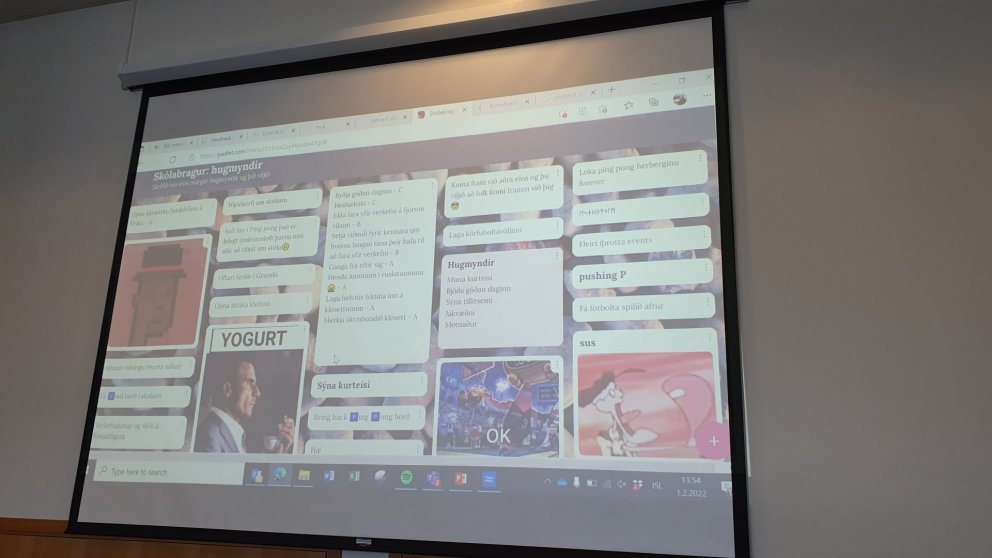 Húsfundur í matsalnum