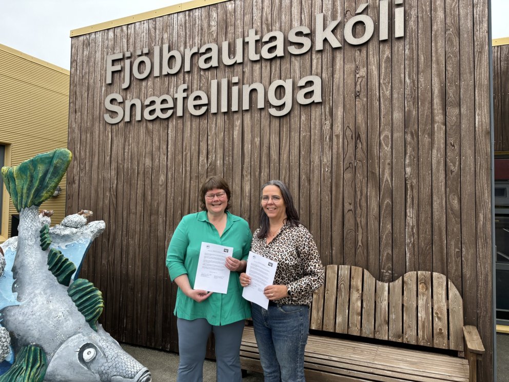 Ragnhildur Sigurðardóttir framkvæmdastjóri Svæðisgarðsins Snæfellsnes og Hrafnhildur Hallvarðsdóttir…