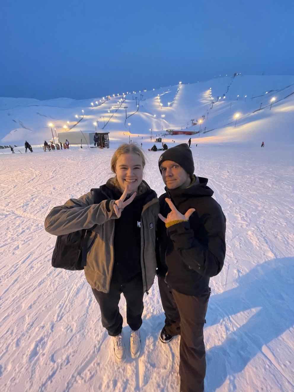 Ólöf Harpa Aðalsteinsdóttir ásamt kennaranum Gísla Pálssyni