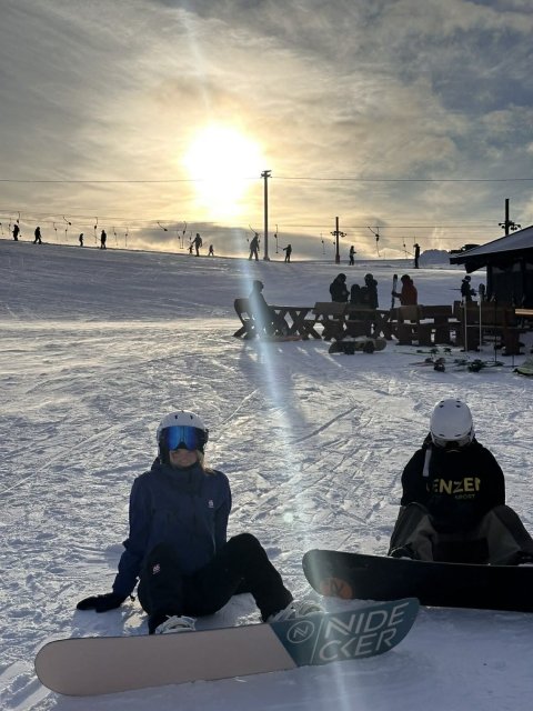 Nemendur í skíðaferð í Bláfjöllum